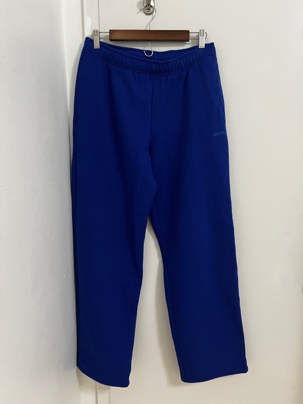 Aritzia Cozy Sweatfleece Mega Straight Sweatpants- Jazz Blue - Size M NWOT